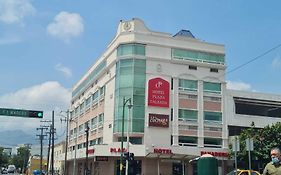 Hotel Plaza Calzada